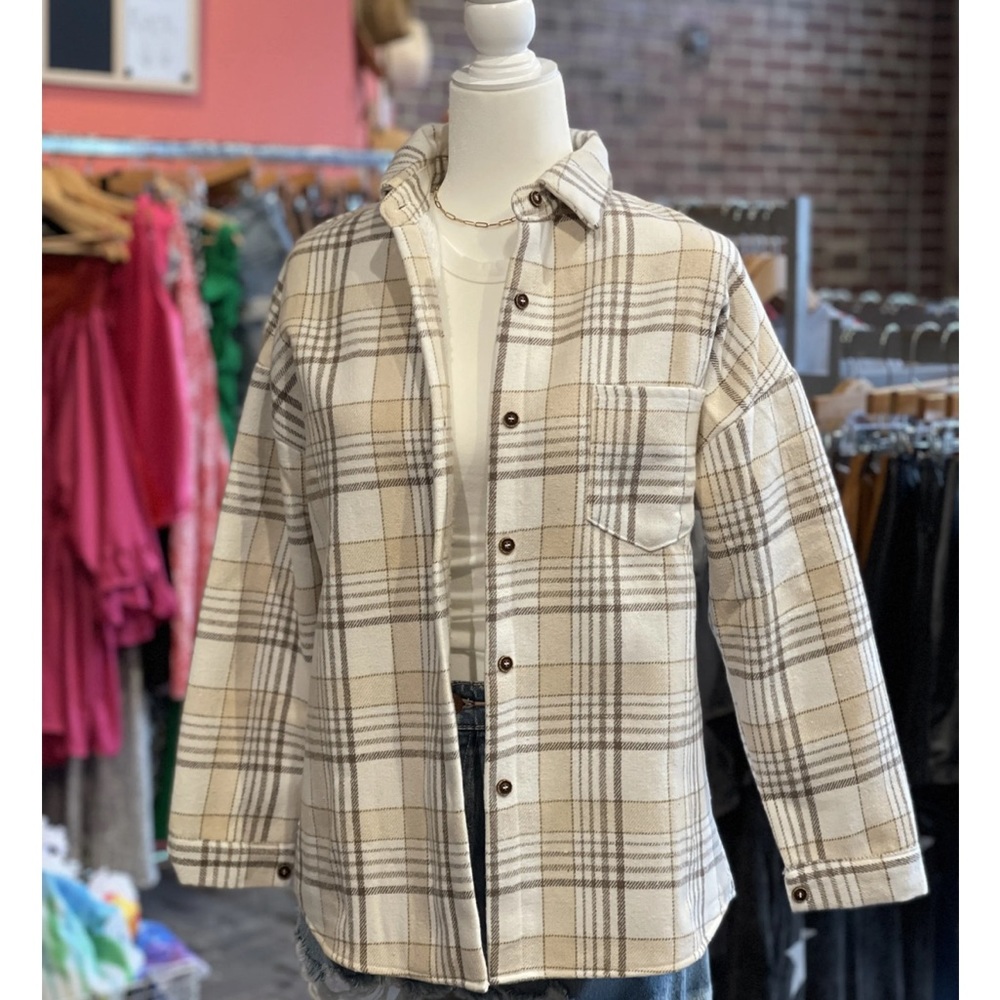 Miss Sparking Women’s Beige Plaid Shacket Sz Medium